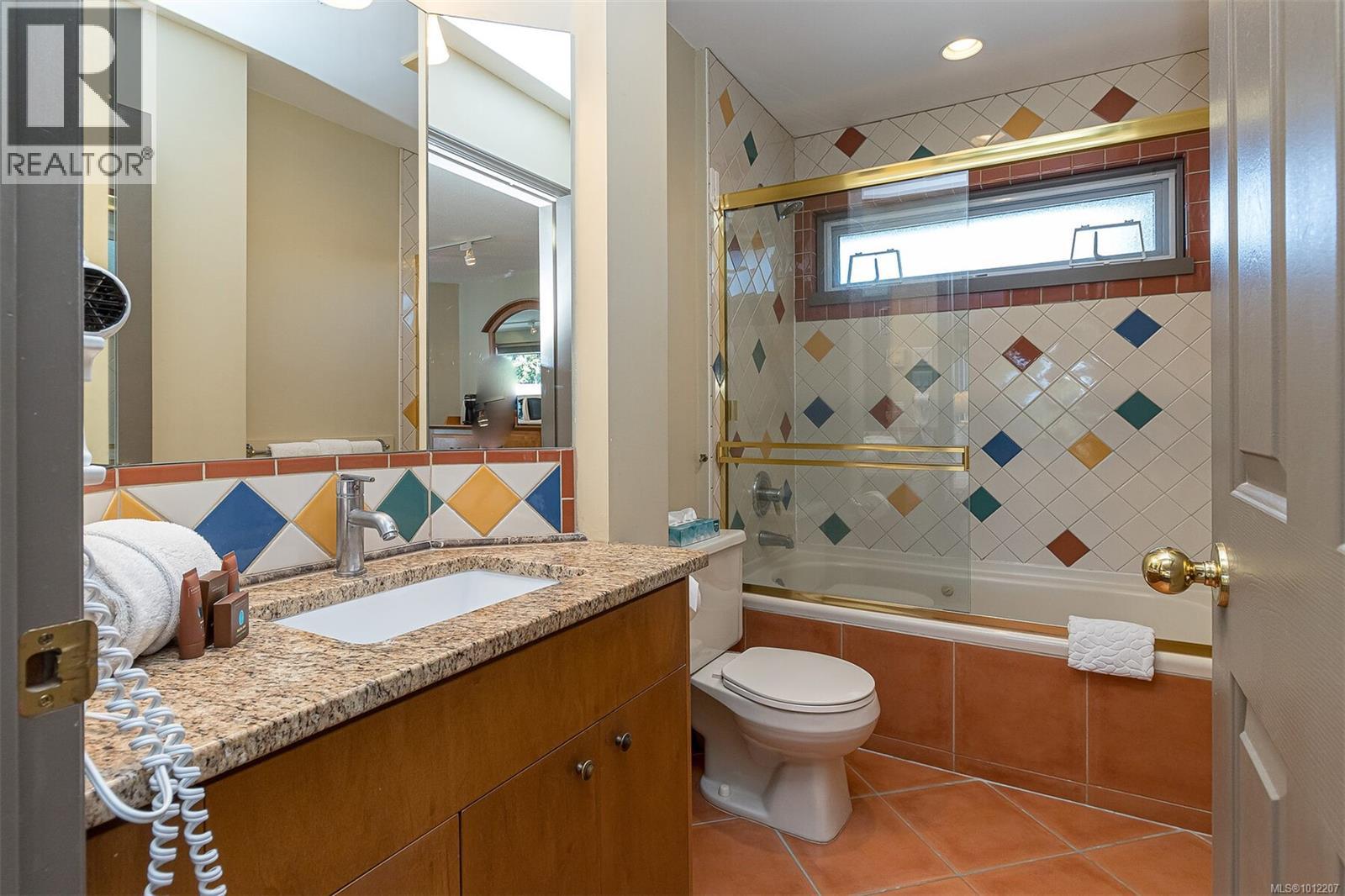 Photo 32 of 736 1600 Stroulger Rd, Nanoose Bay BC