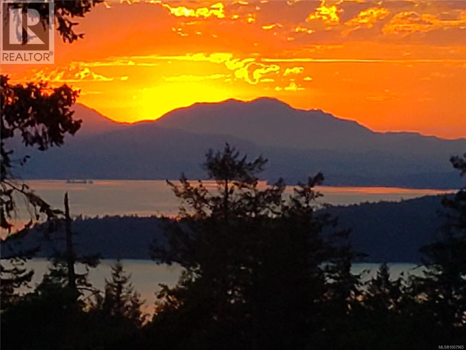 248 Suneagle Dr, Salt Spring
