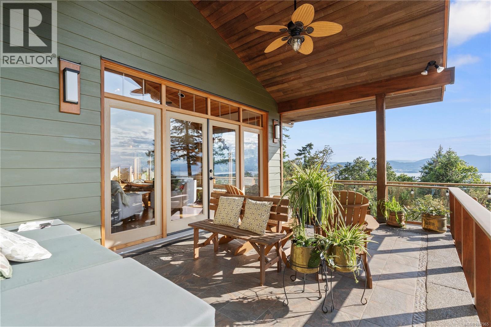 248 Suneagle Dr, Salt Spring