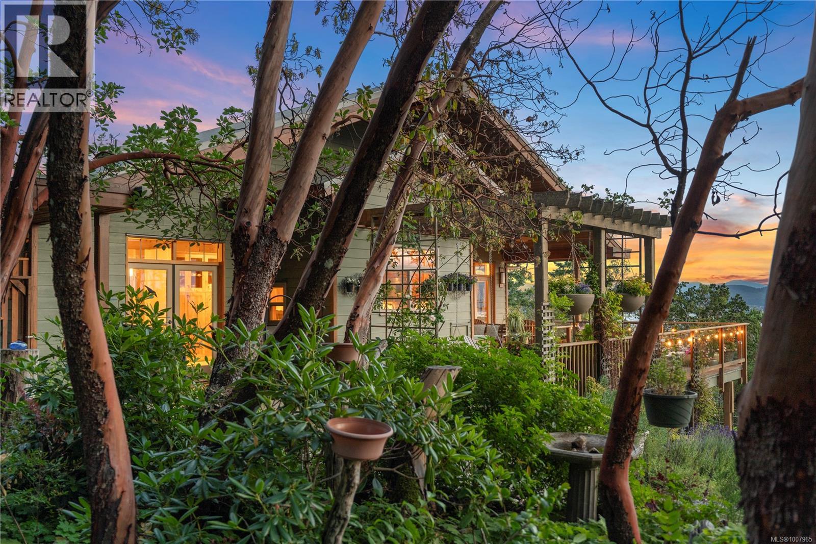 248 Suneagle Dr, Salt Spring