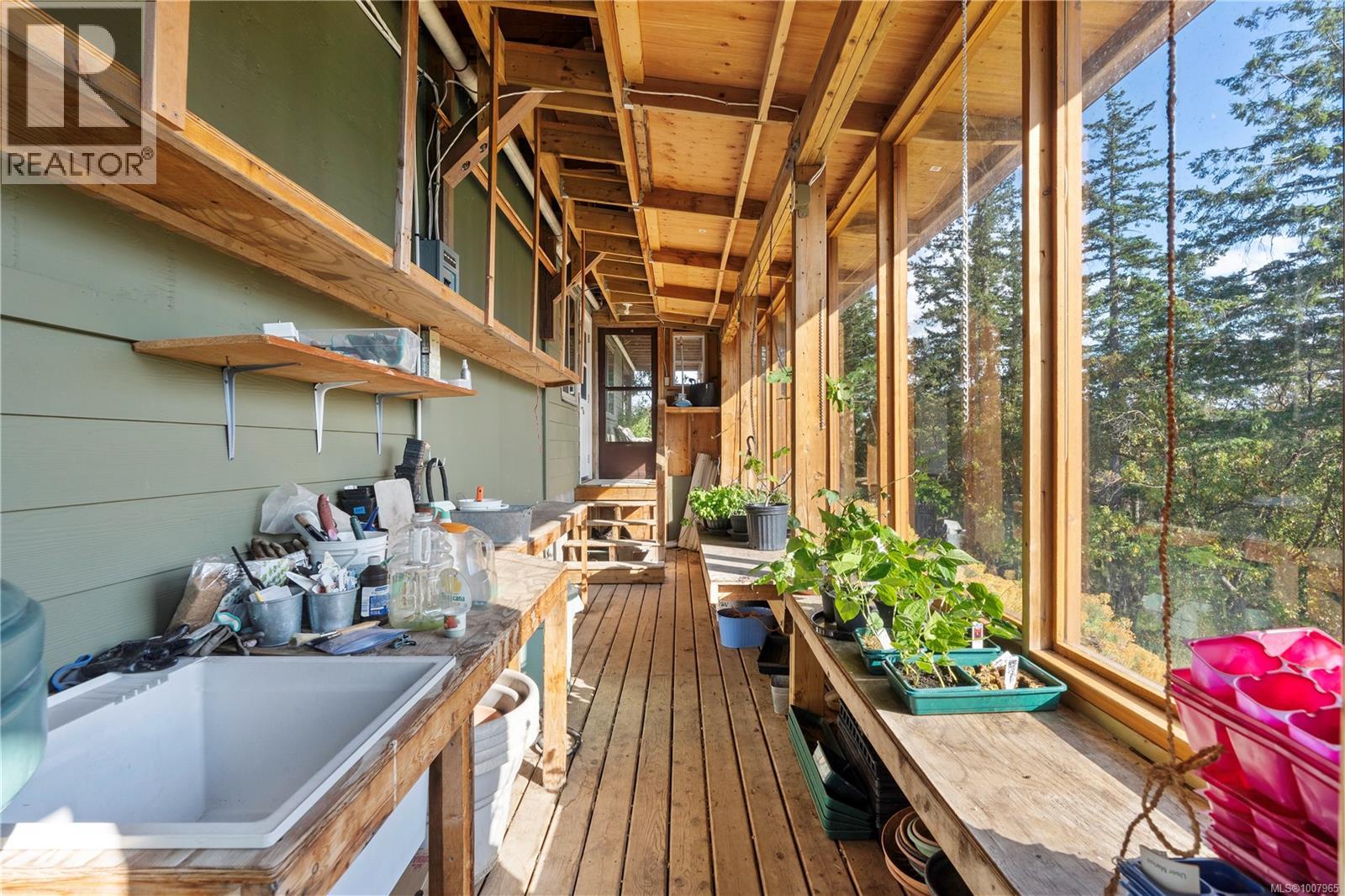 248 Suneagle Dr, Salt Spring