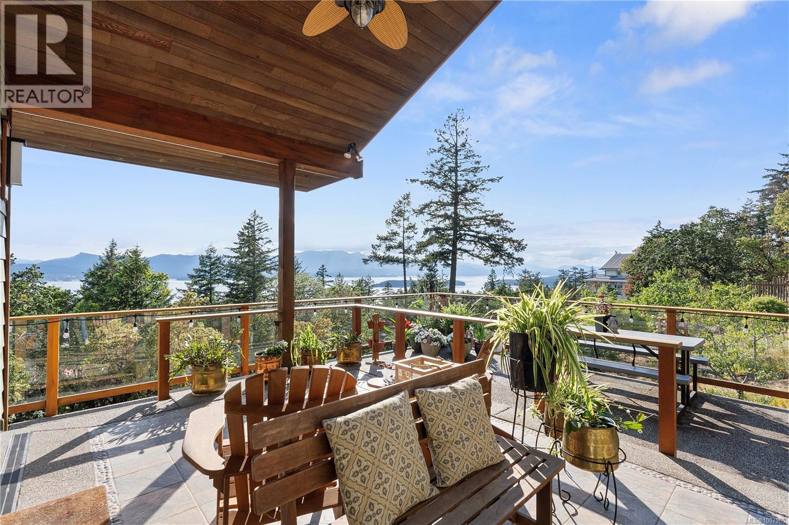 248 Suneagle Dr, Salt Spring