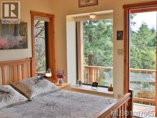 248 Suneagle Dr, Salt Spring