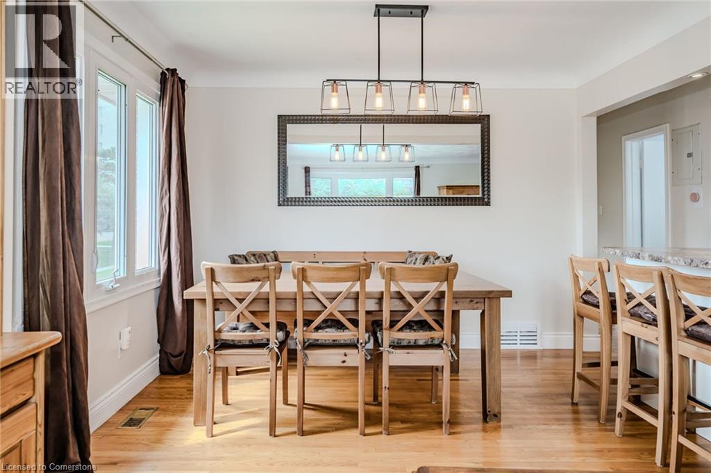 Photo 10 of 1385 Olga Drive Unit B, Burlington ON