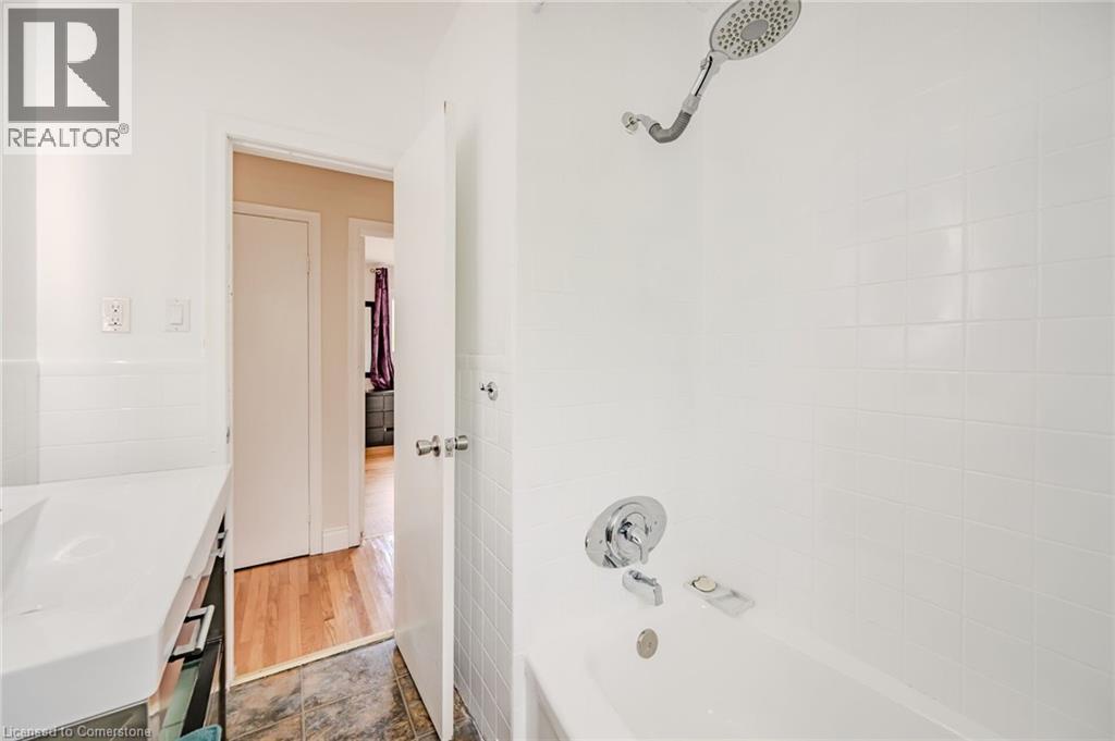 Photo 22 of 1385 Olga Drive Unit B, Burlington ON
