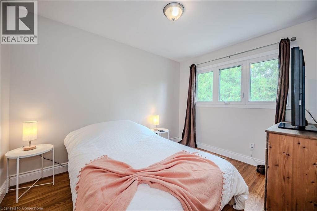 Photo 17 of 1385 Olga Drive Unit B, Burlington ON