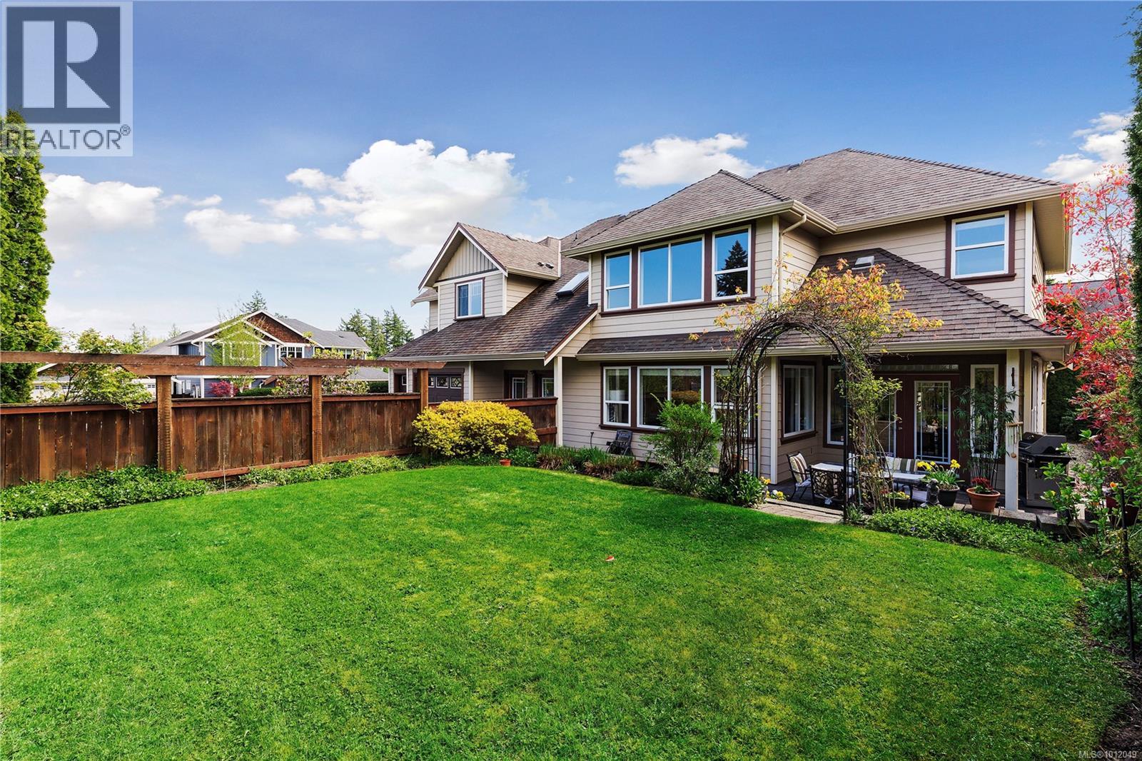 Photo 32 of 4994 La Quinta Pl, Saanich BC