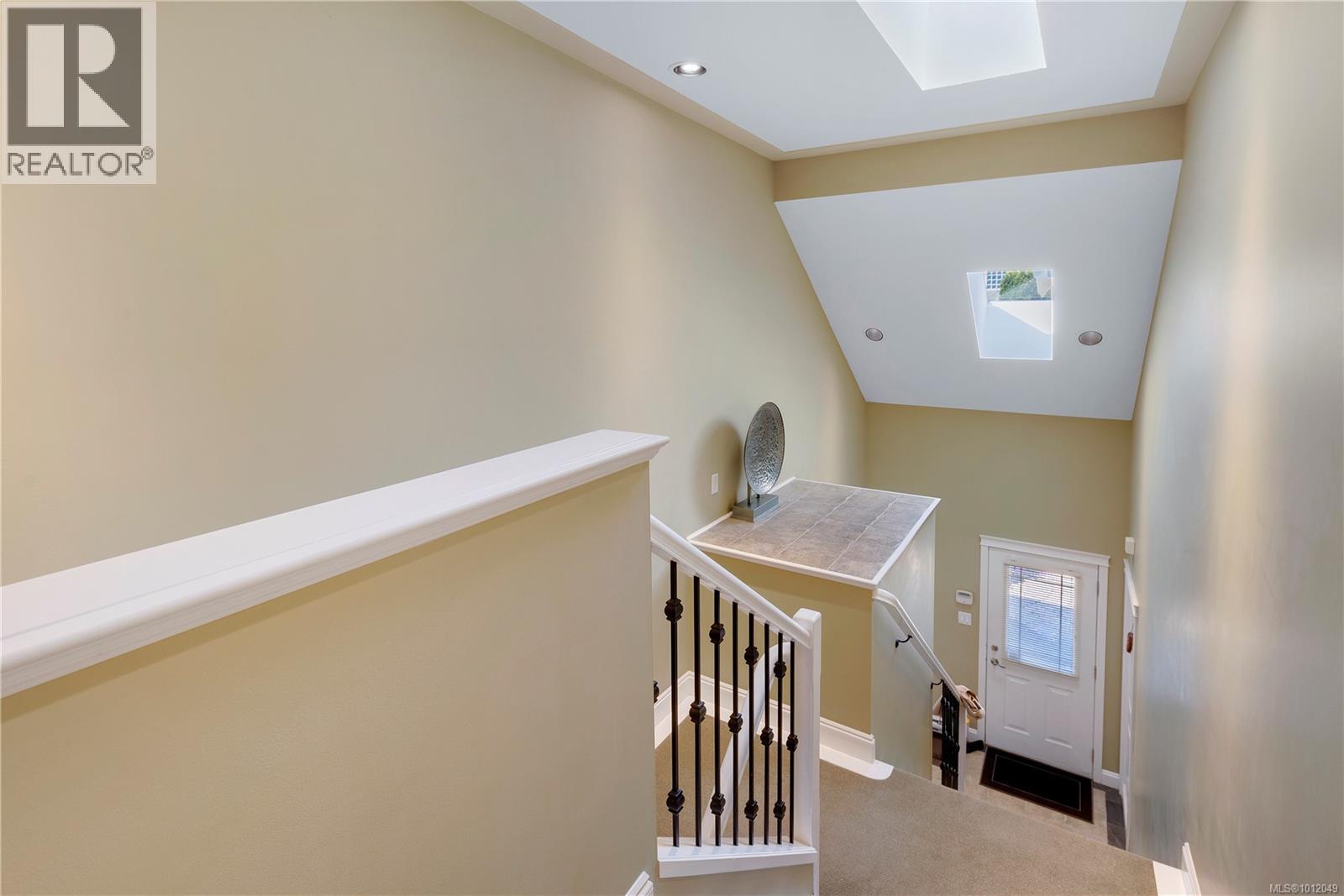 Photo 14 of 4994 La Quinta Pl, Saanich BC