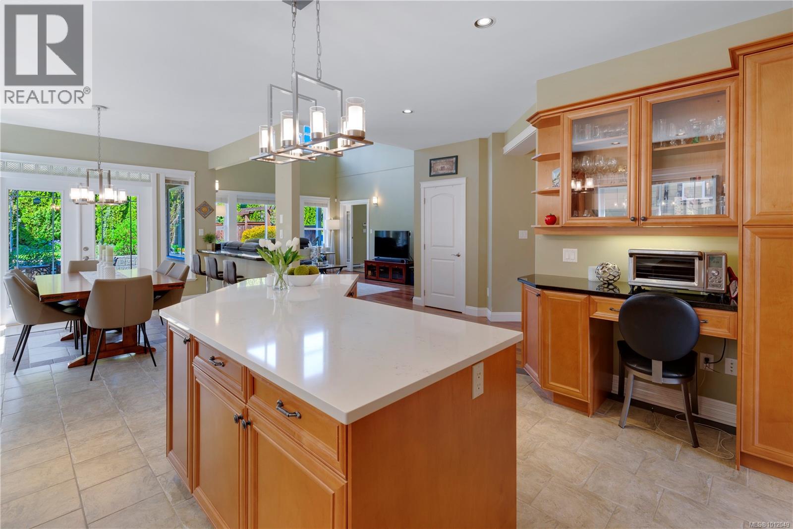 Photo 17 of 4994 La Quinta Pl, Saanich BC
