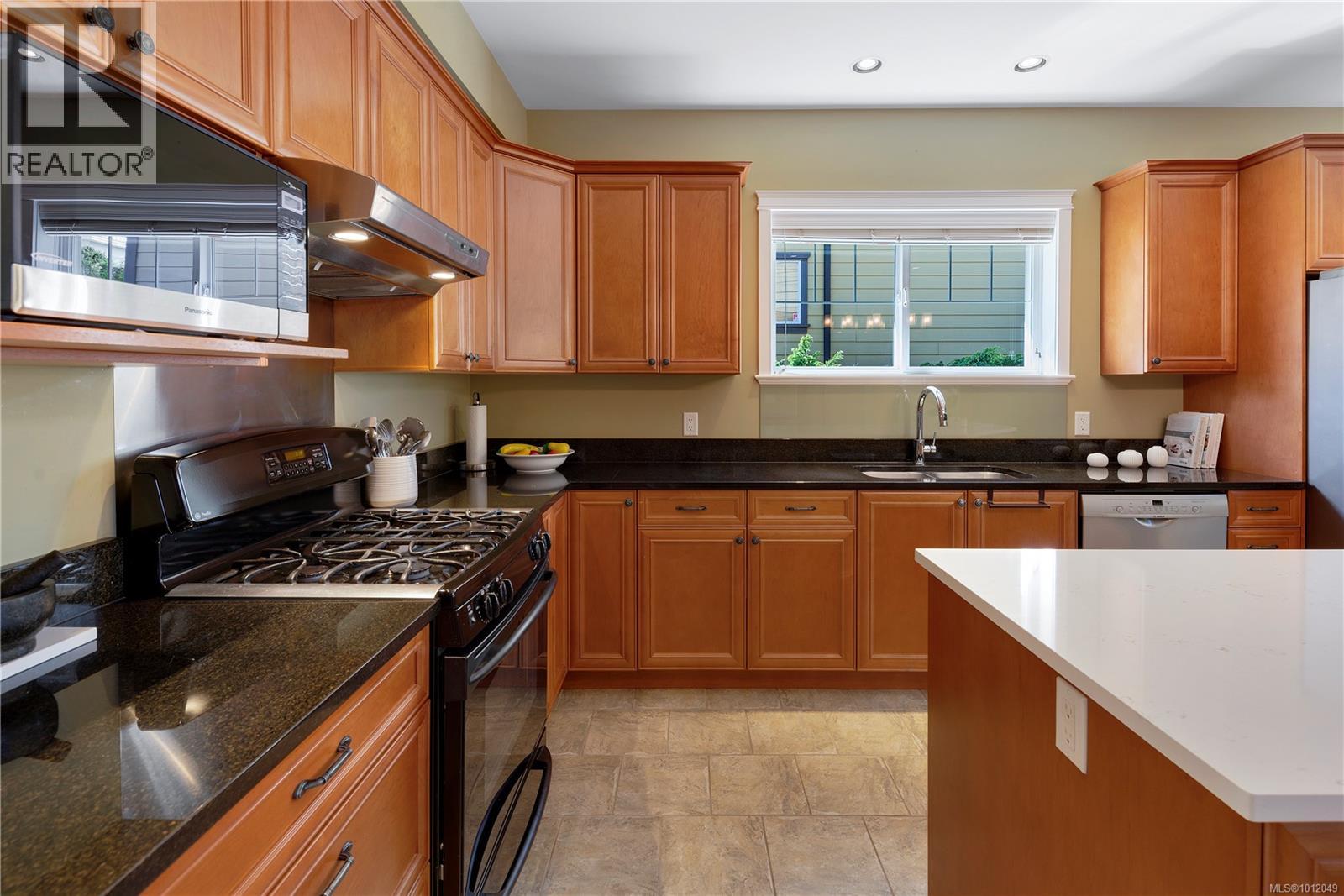 Photo 41 of 4994 La Quinta Pl, Saanich BC