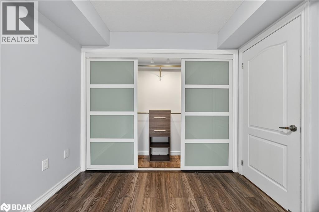 Photo 18 of 49 Ferndale Drive S Unit 8, Barrie ON