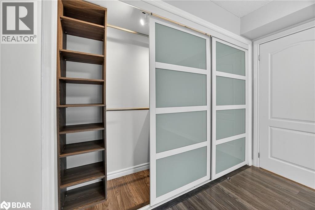 Photo 19 of 49 Ferndale Drive S Unit 8, Barrie ON