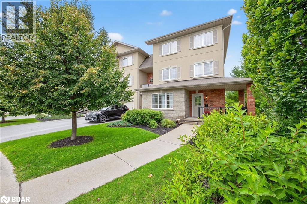 Photo 2 of 49 Ferndale Drive S Unit 8, Barrie ON