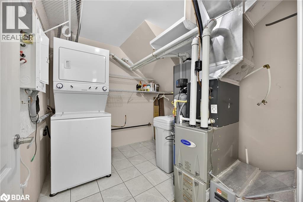 Photo 23 of 49 Ferndale Drive S Unit 8, Barrie ON