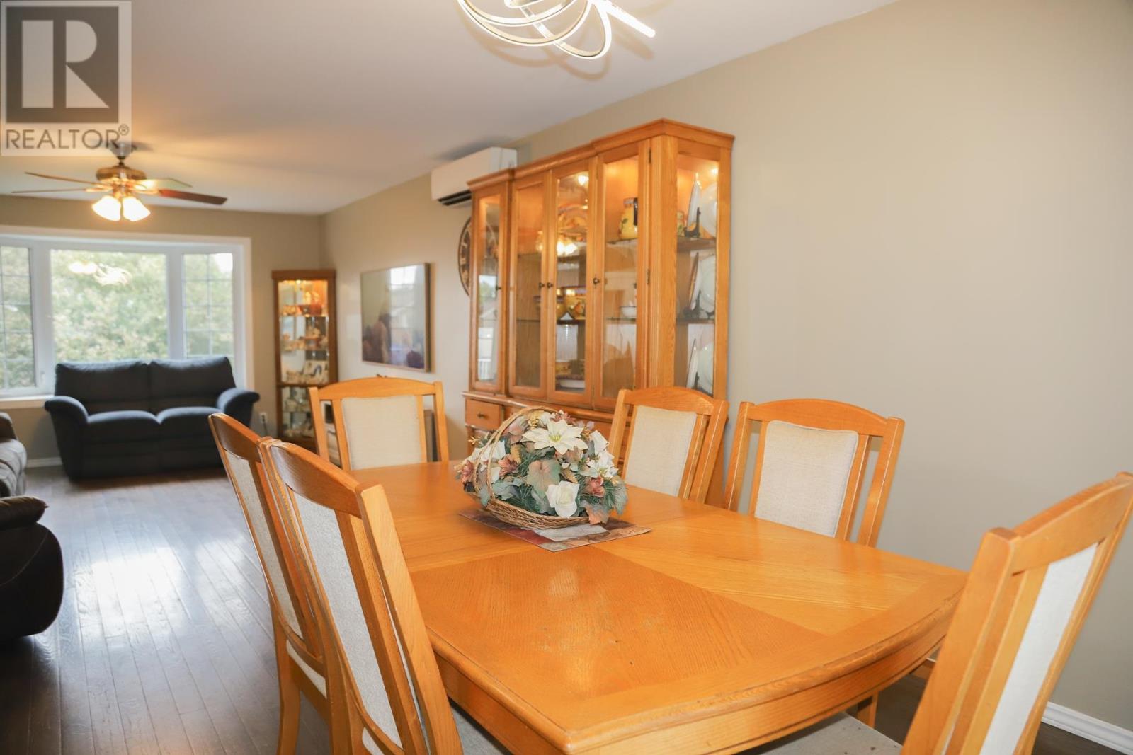 Photo 29 of 19 Sutton Pl, Sault Ste Marie ON