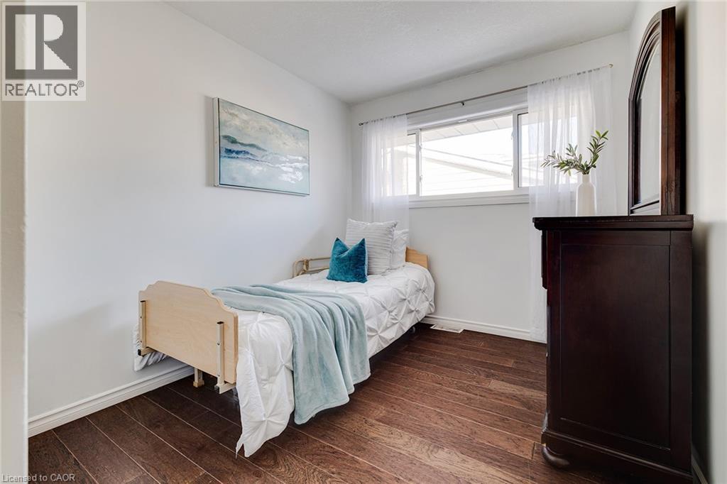 Photo 14 of 392 Fischer Hallman Road, Kitchener ON