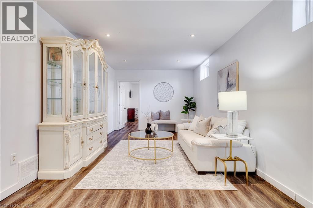 Photo 26 of 392 Fischer Hallman Road, Kitchener ON