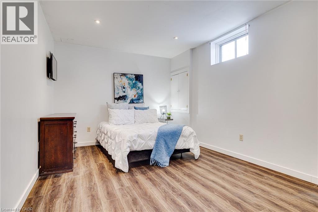 Photo 17 of 392 Fischer Hallman Road, Kitchener ON