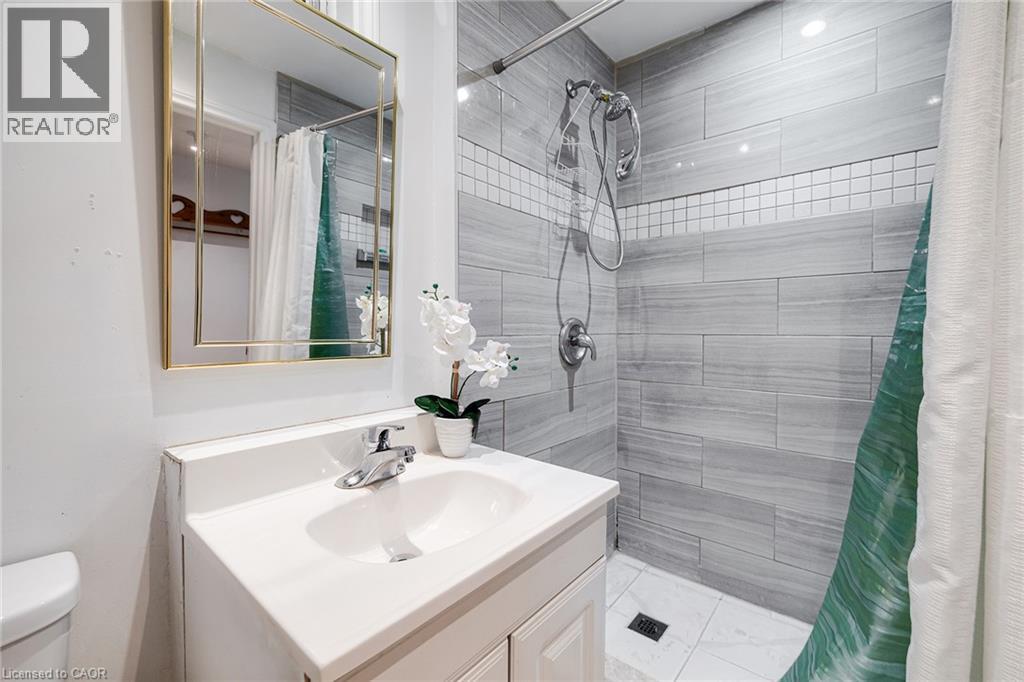 Photo 3 of 392 Fischer Hallman Road, Kitchener ON
