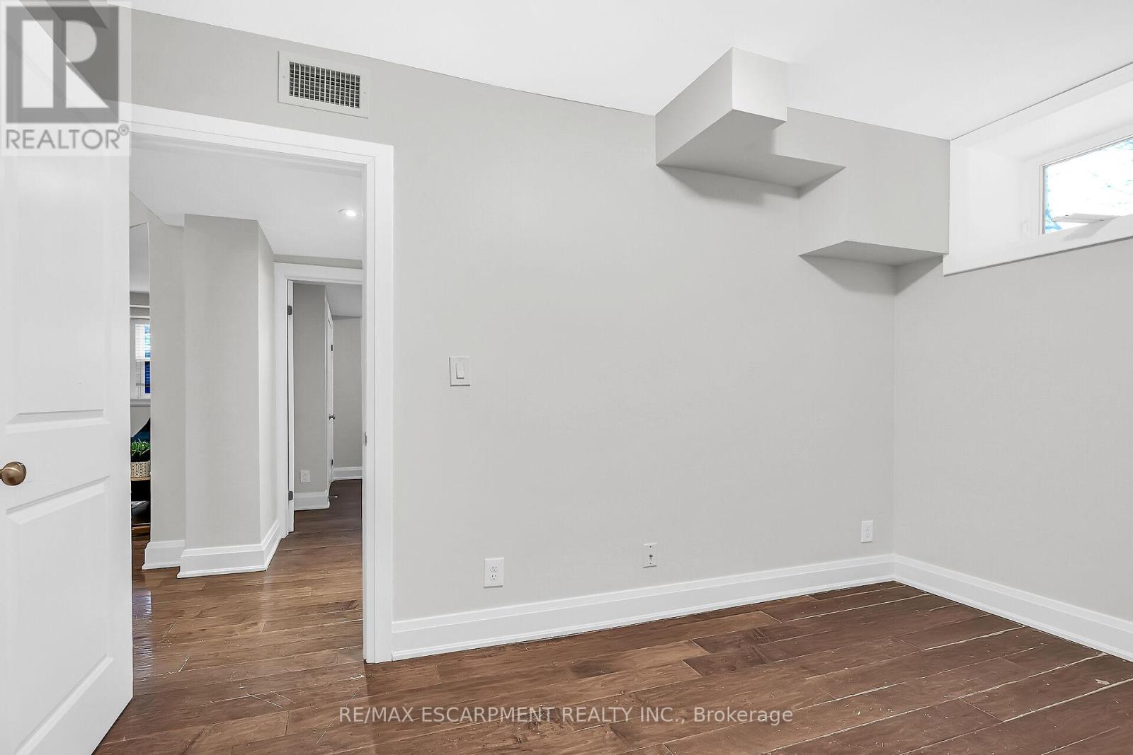 Photo 14 of Ll 2 86 Herkimer Street, Hamilton ON