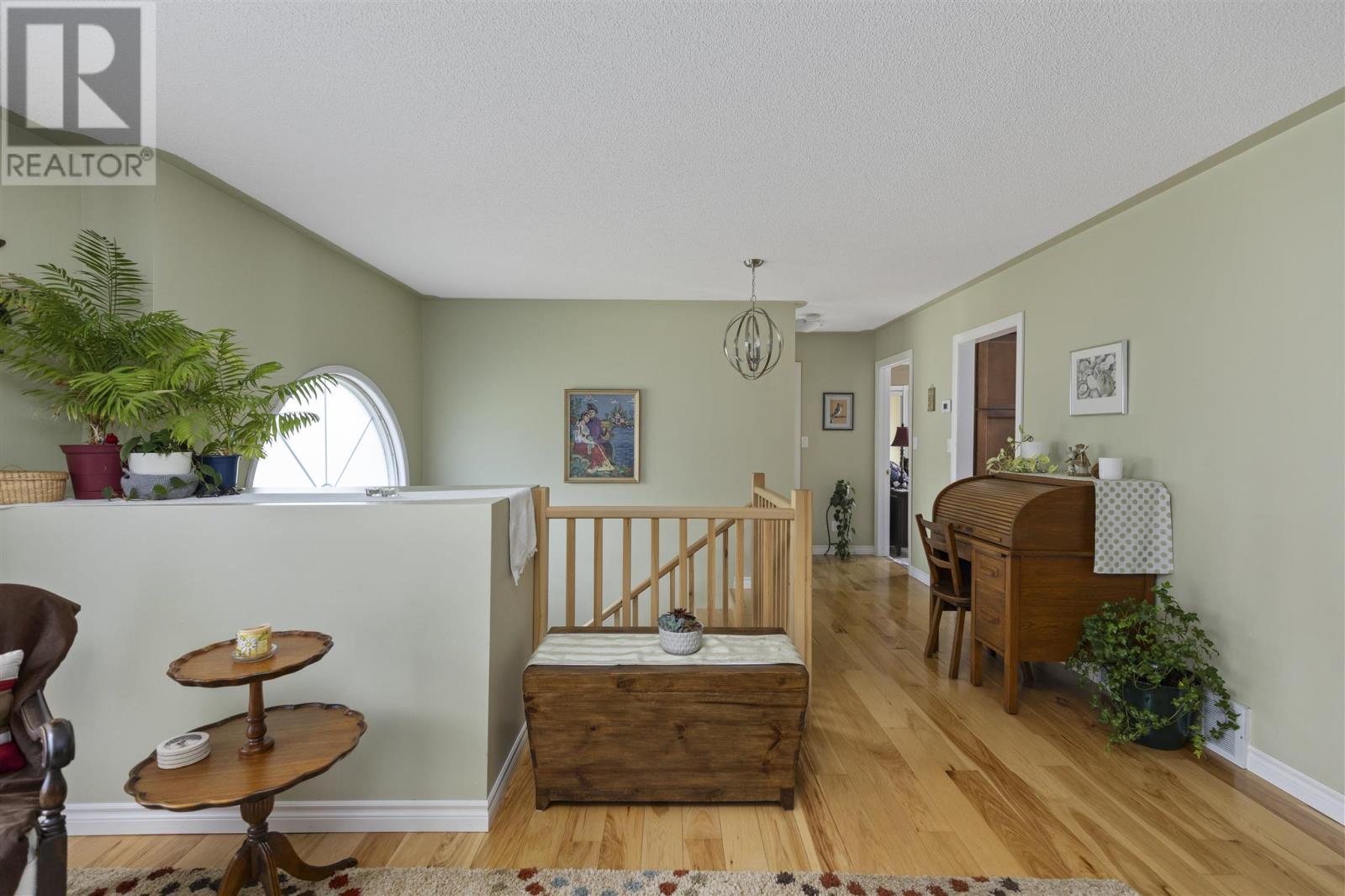 Photo 15 of 71 East Champagne Dr, Sault Ste Marie ON