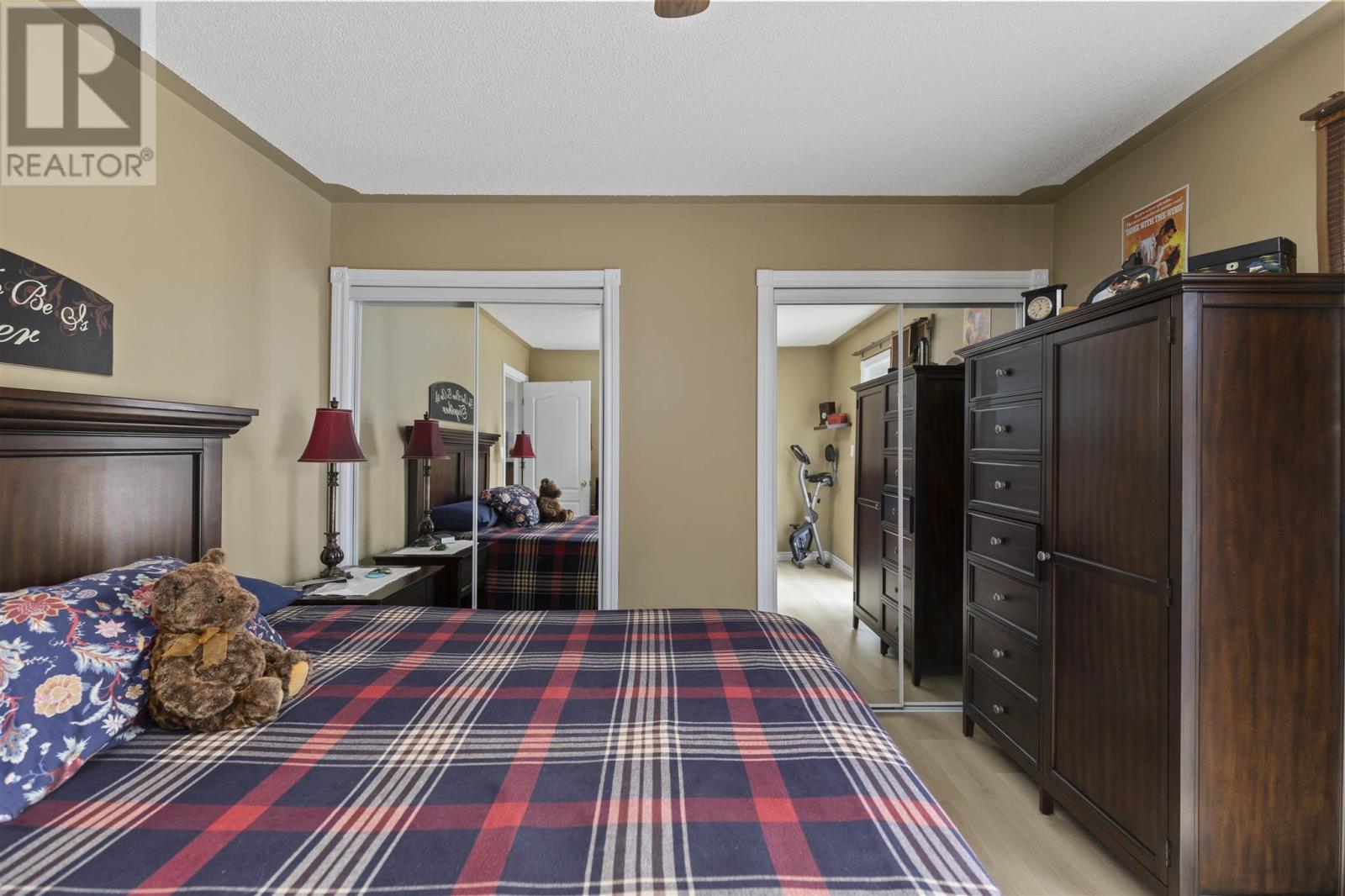 Photo 33 of 71 East Champagne Dr, Sault Ste Marie ON