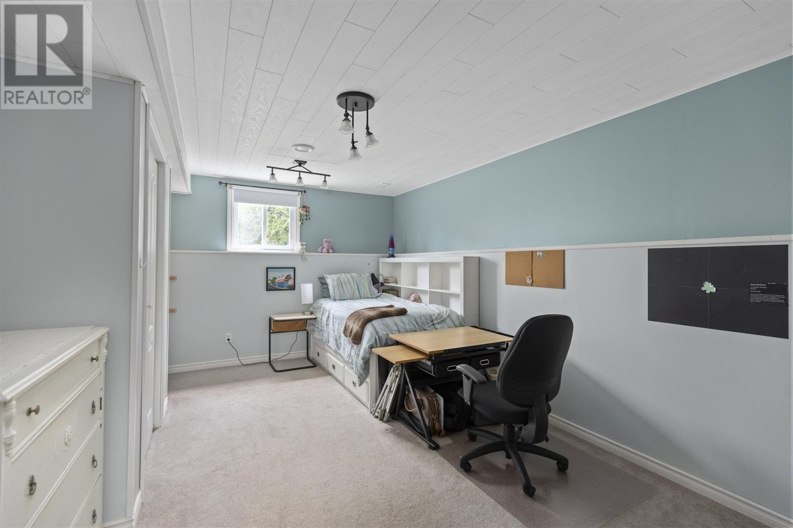 Photo 44 of 71 East Champagne Dr, Sault Ste Marie ON