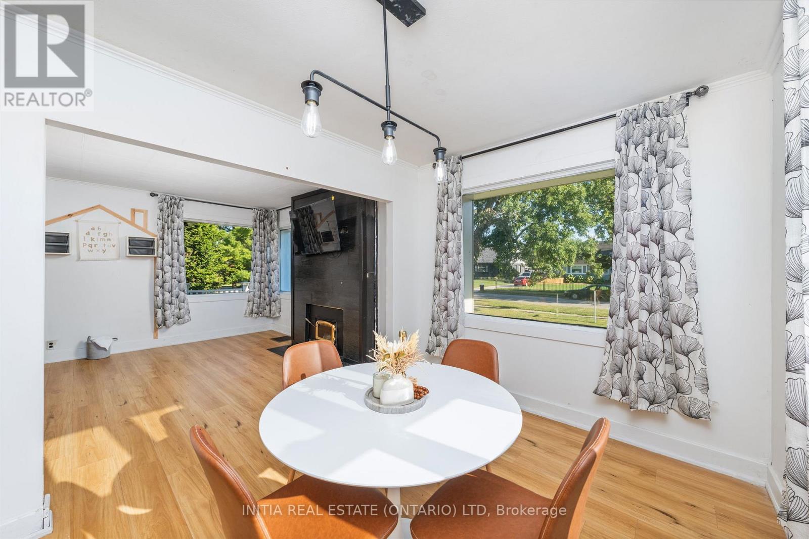 Photo 11 of 730 Talfourd Street, Sarnia ON