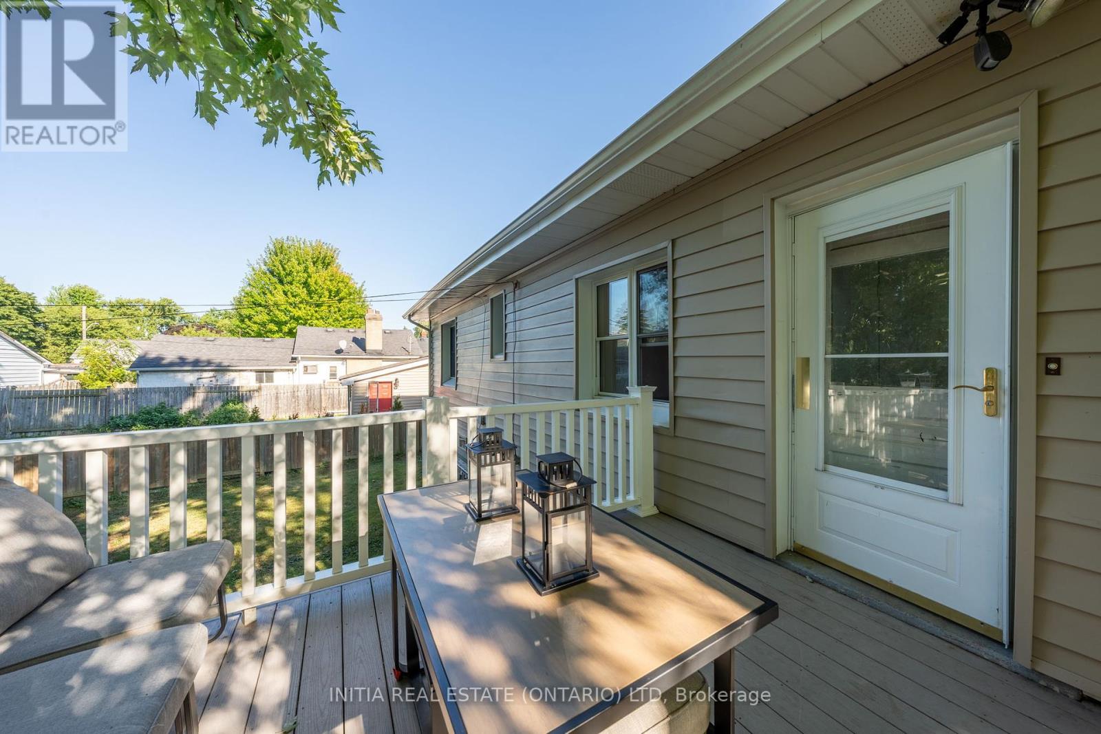 Photo 25 of 730 Talfourd Street, Sarnia ON