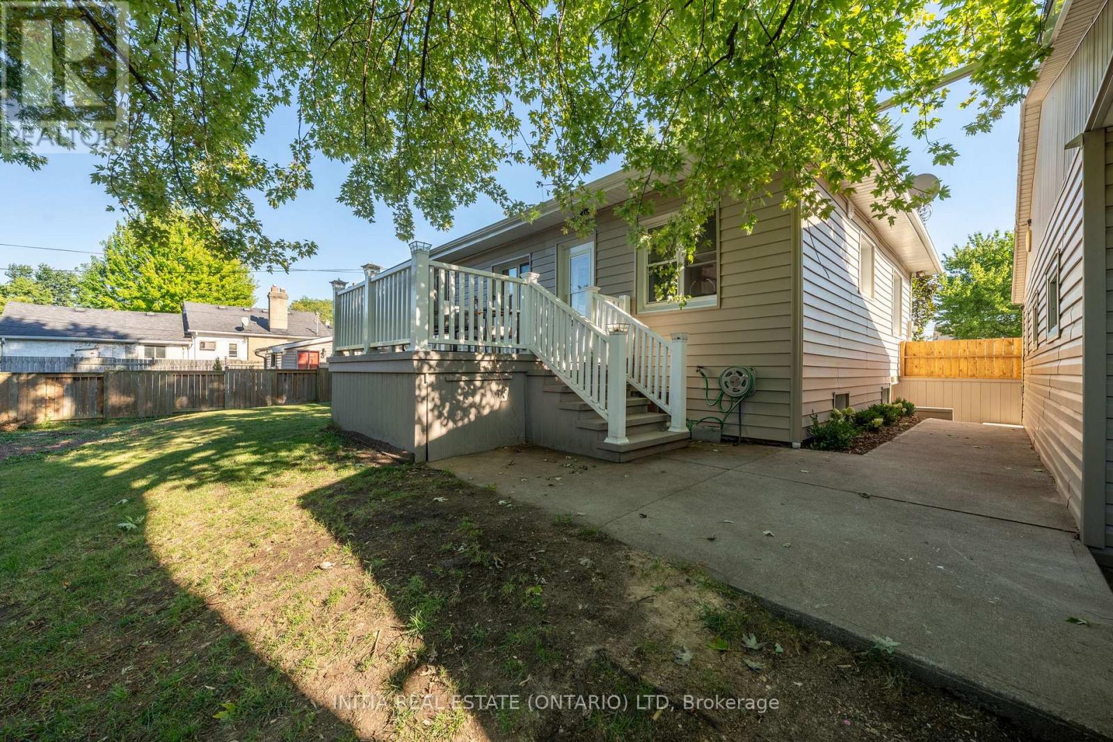 Photo 27 of 730 Talfourd Street, Sarnia ON