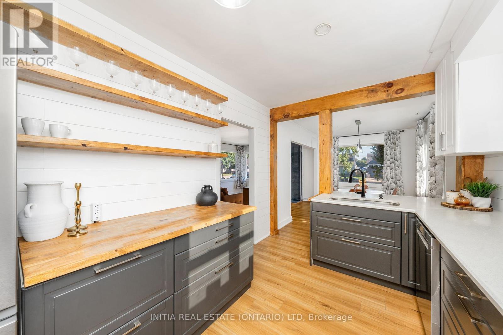 Photo 7 of 730 Talfourd Street, Sarnia ON