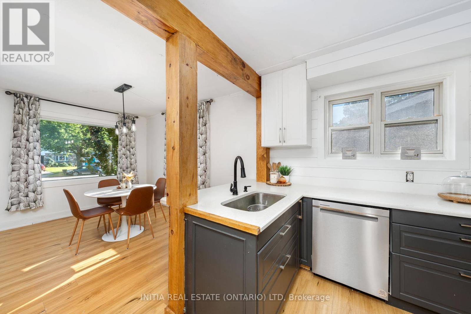 Photo 9 of 730 Talfourd Street, Sarnia ON