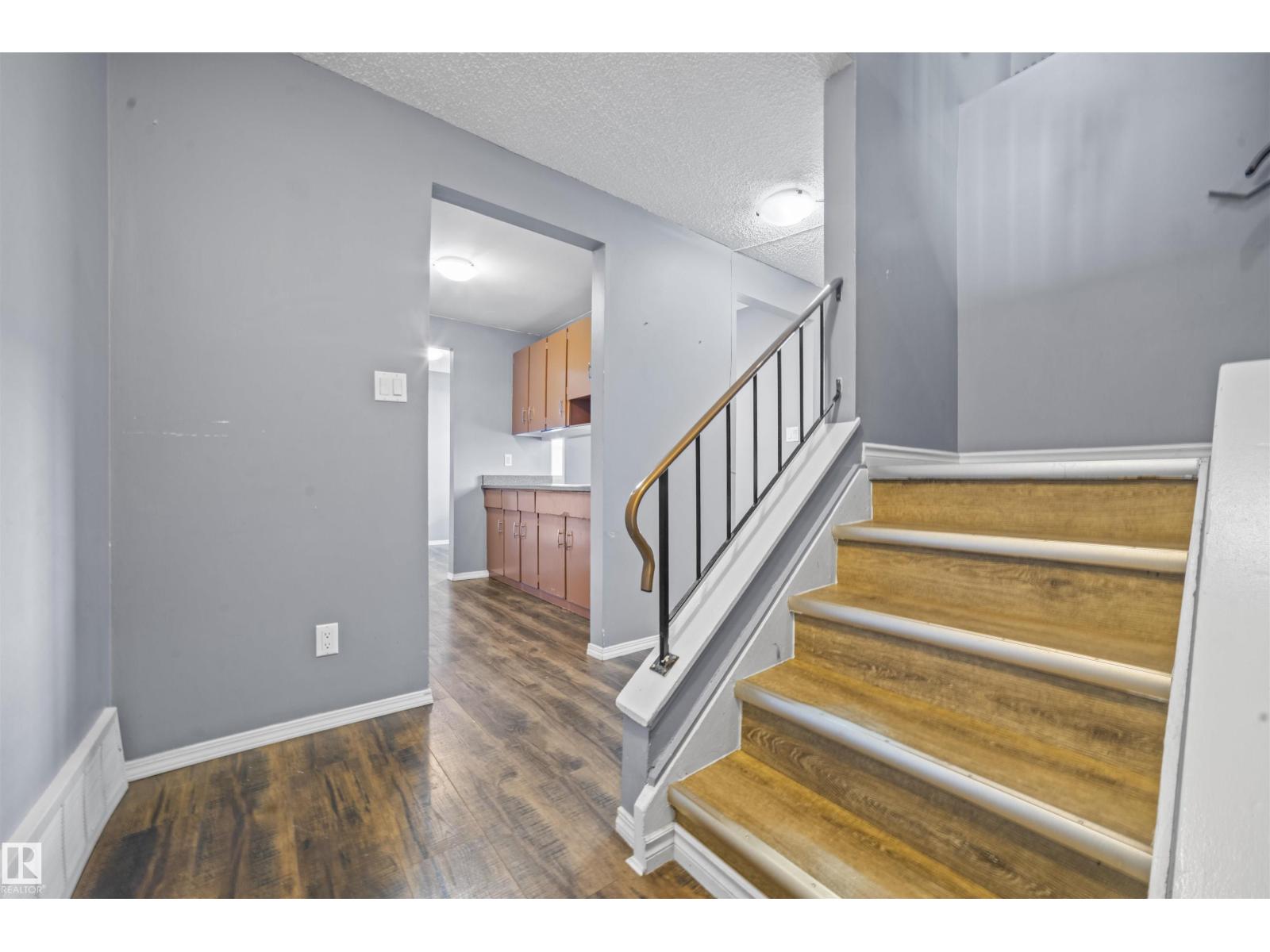 Photo 27 of 255 Lancaster Tc Nw, Edmonton AB