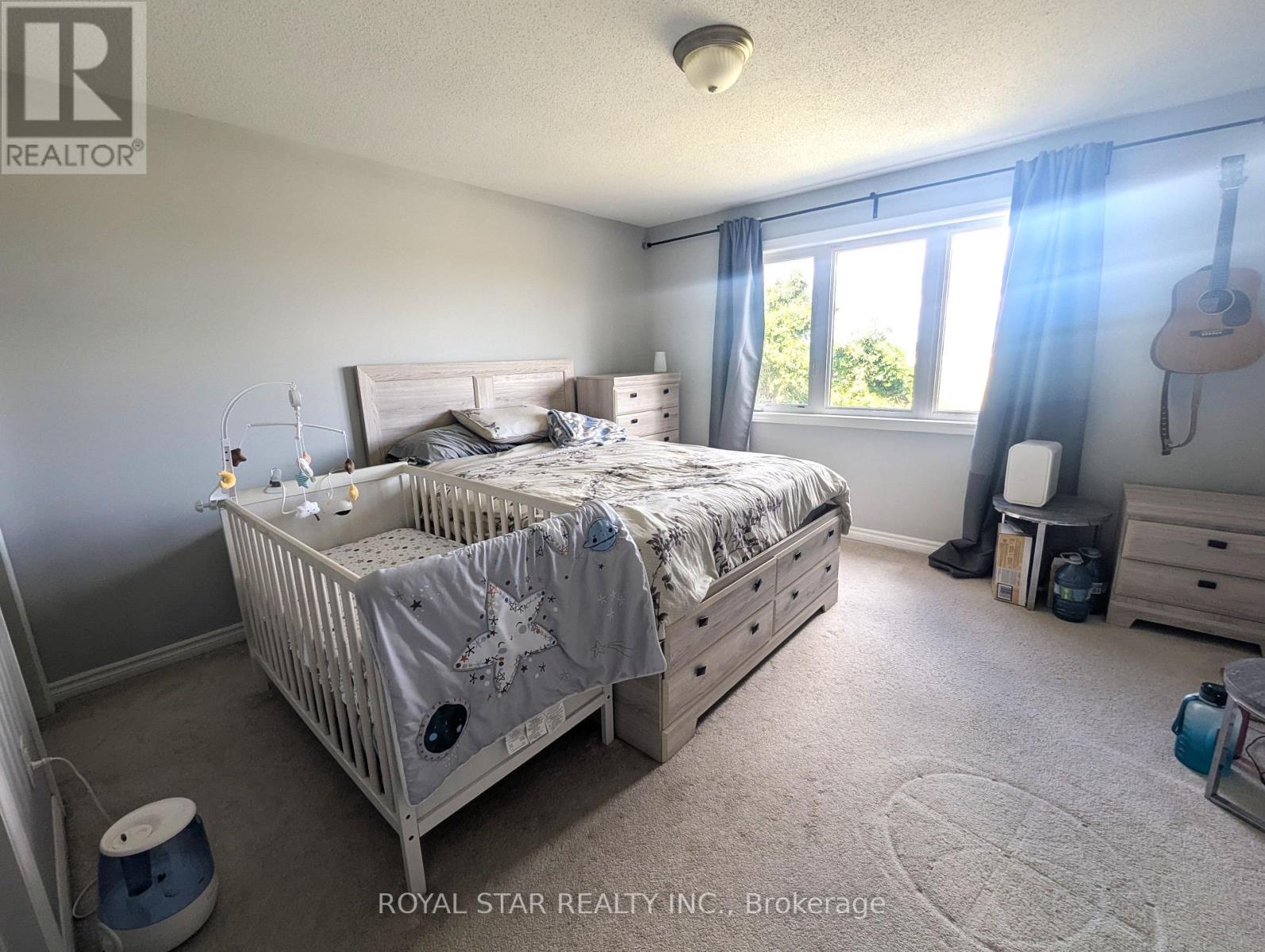 Photo 11 of 767 Maloja Way, Ottawa ON
