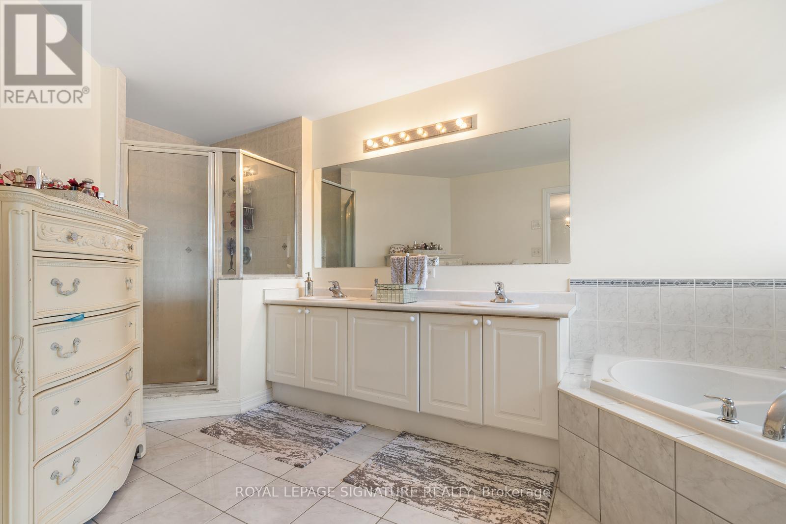 Photo 11 of 10 Goodhart Crescent, Ajax ON
