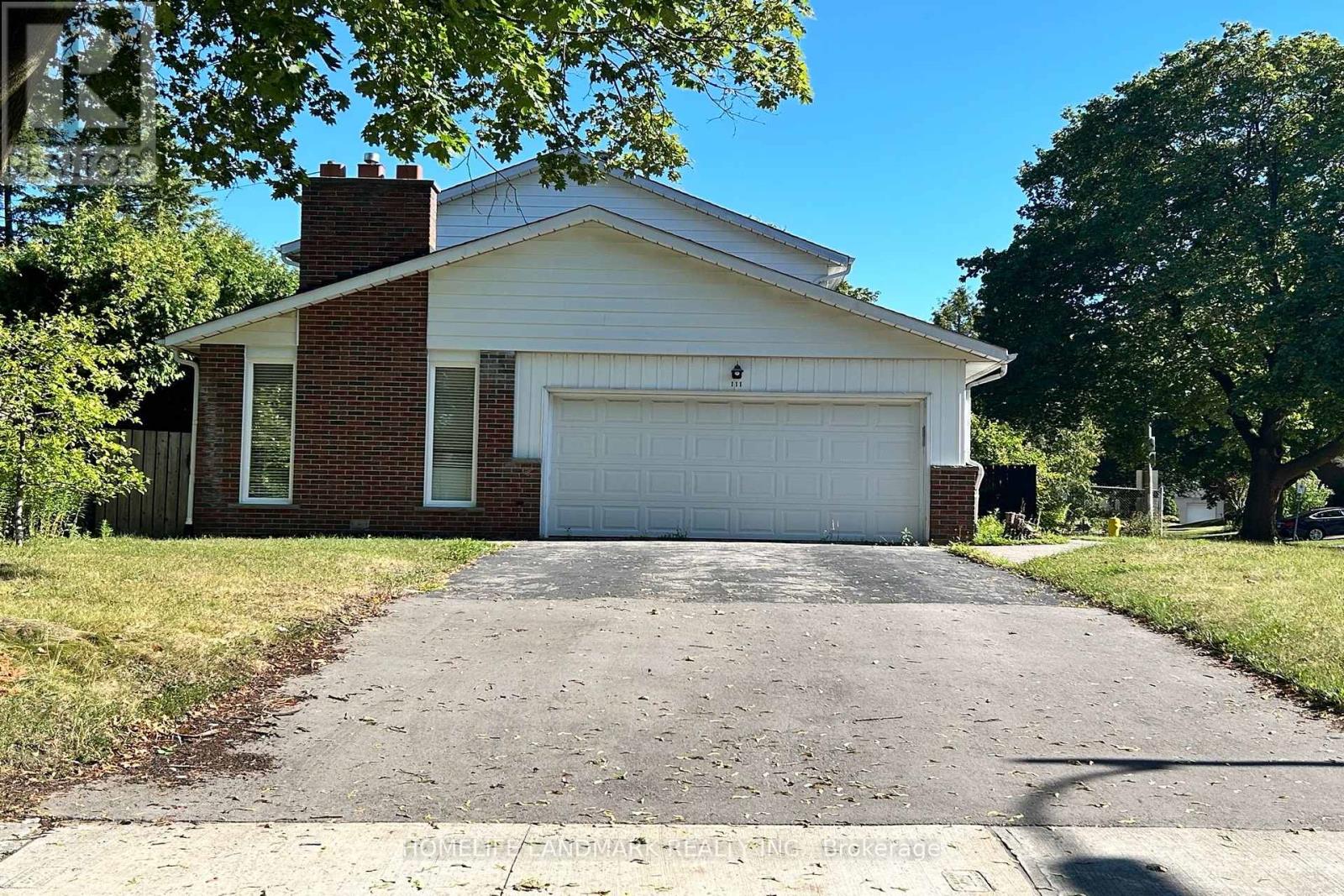 Photo 21 of 111 Drakefield Road, Markham ON
