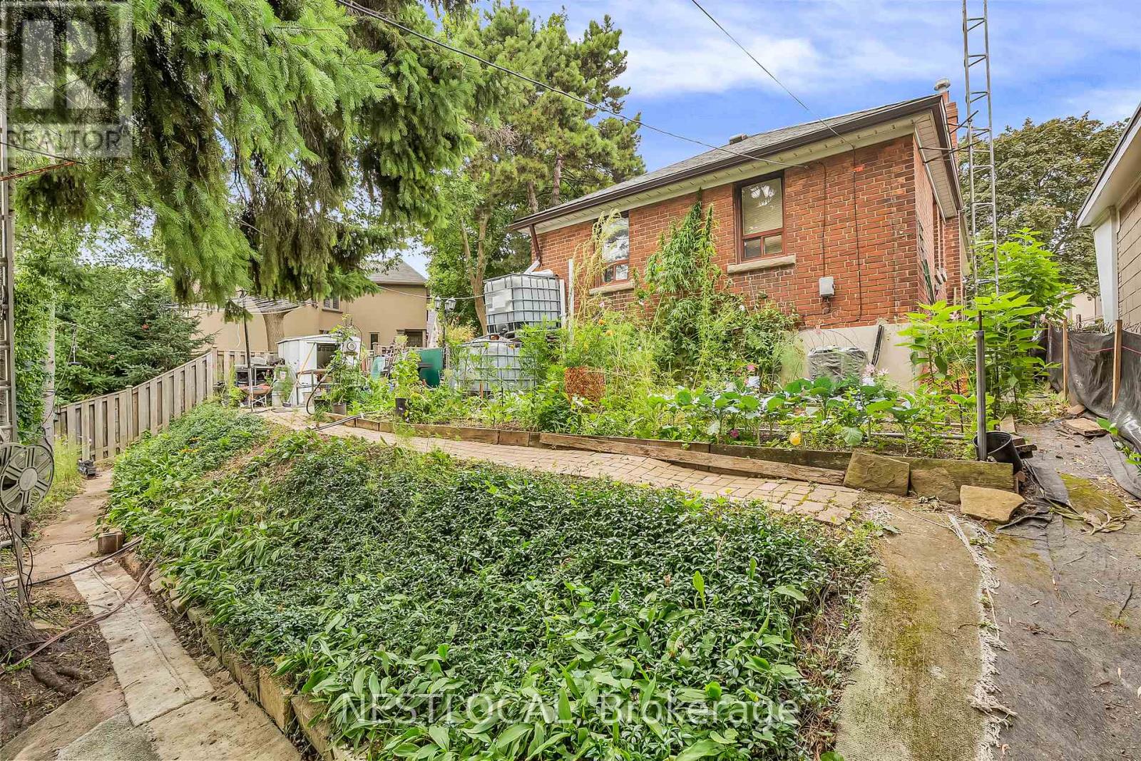 Photo 1 of 37 Enfield Avenue, Toronto ON