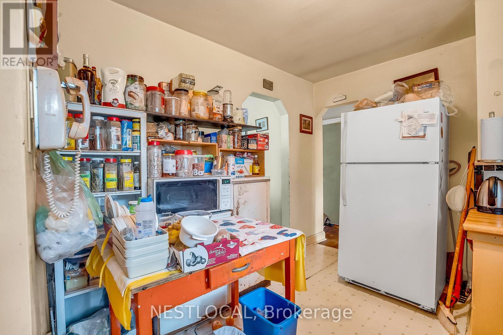 Photo 13 of 37 Enfield Avenue, Toronto ON