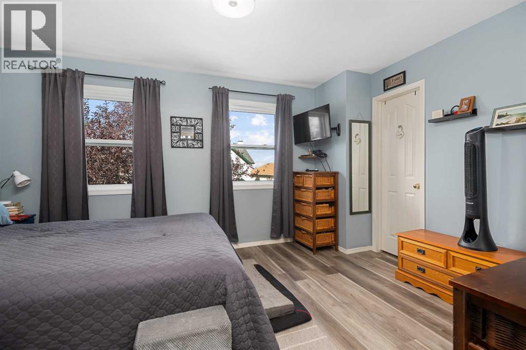 Photo 22 of 54 Saddlemead Way Ne, Calgary AB