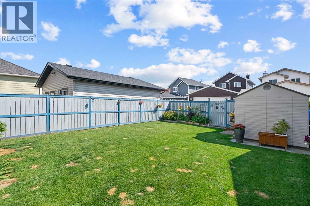 Photo 8 of 54 Saddlemead Way Ne, Calgary AB