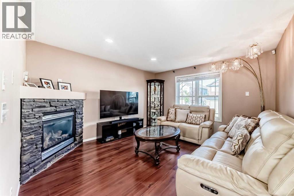 Single Family House for Sale in  Covecreek Place NE Coventry Hills Calgary 