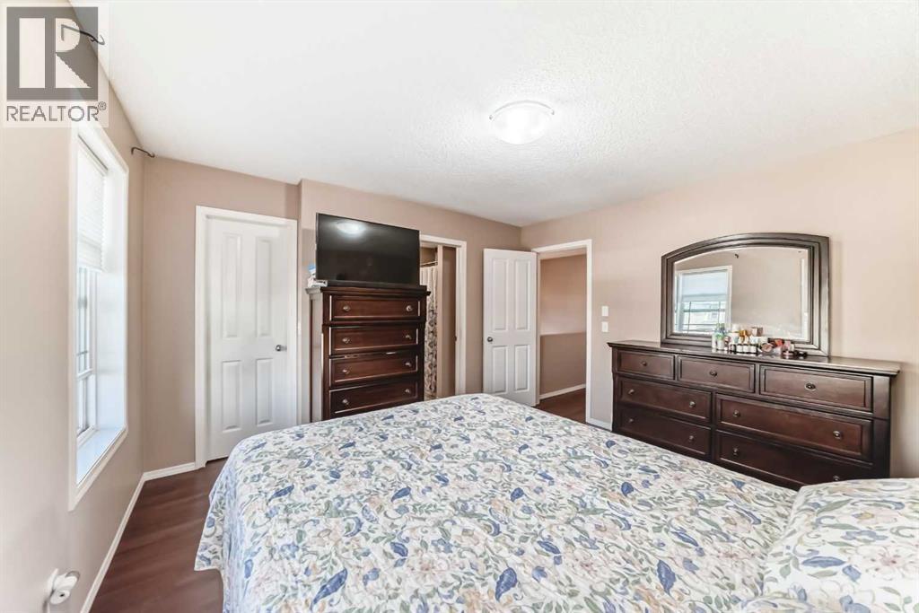 Single Family House for Sale in  Covecreek Place NE Coventry Hills Calgary 