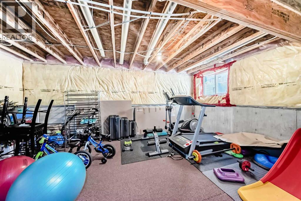 Single Family House for Sale in  Covecreek Place NE Coventry Hills Calgary 
