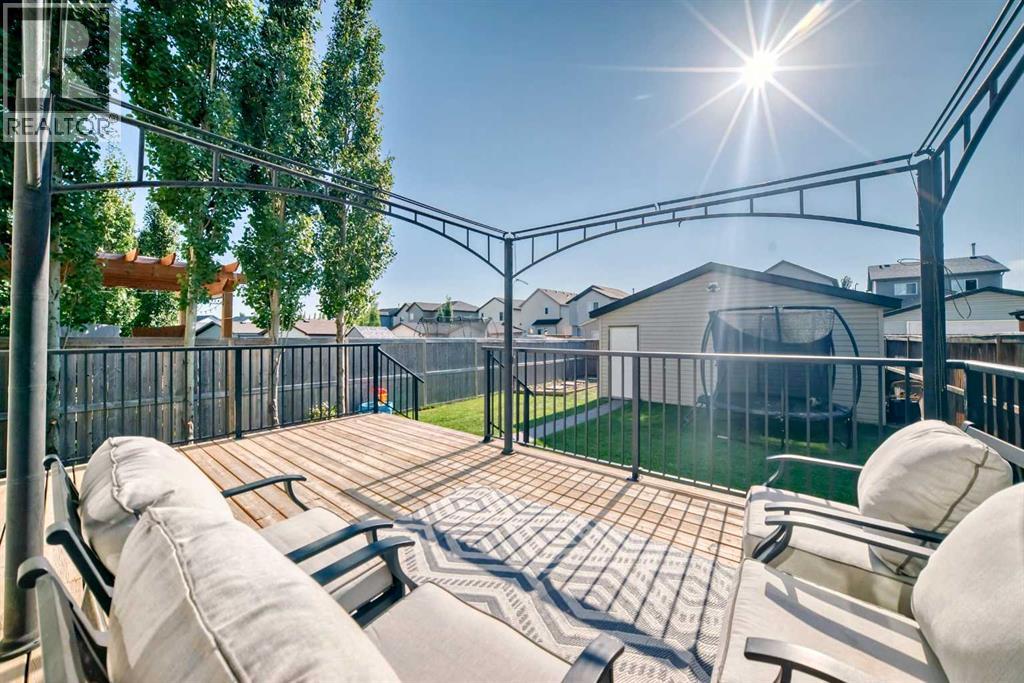 Single Family House for Sale in  Covecreek Place NE Coventry Hills Calgary 
