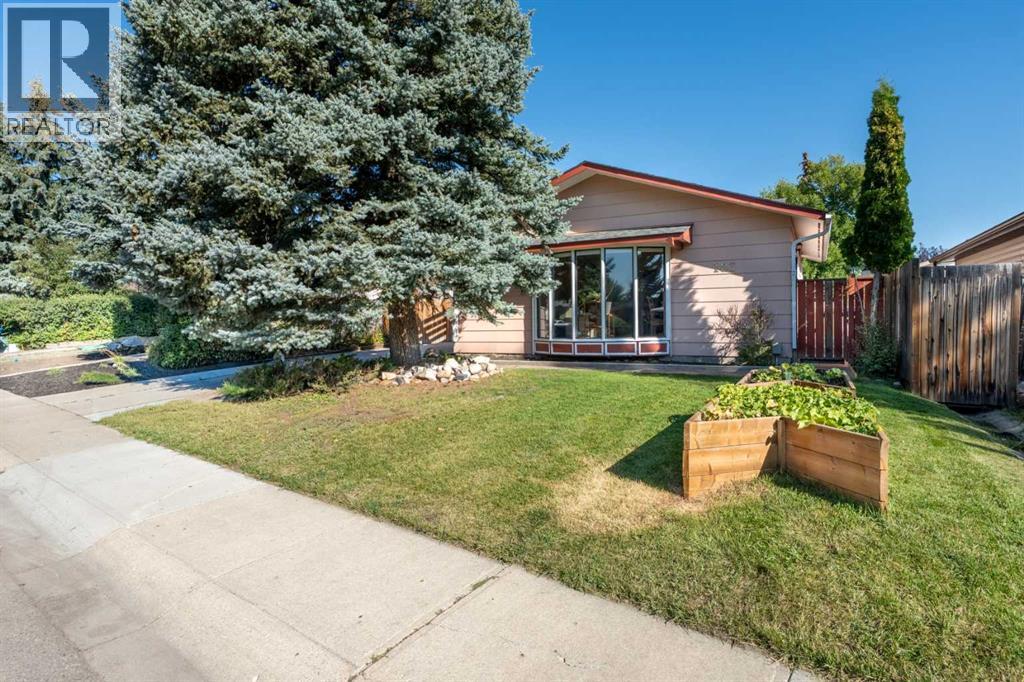 Photo 1 of 103 Thorson Place, Okotoks AB
