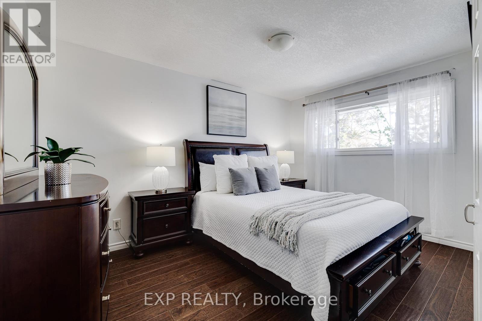 Photo 35 of 392 Fischer Hallman Road, Kitchener ON