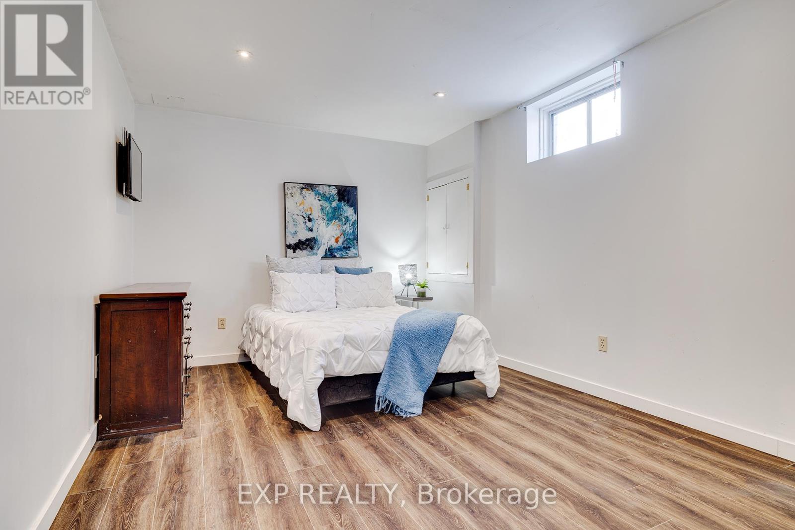 Photo 21 of 392 Fischer Hallman Road, Kitchener ON