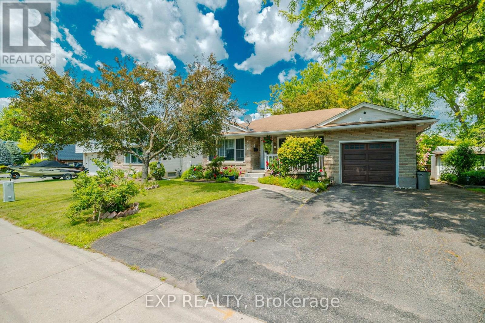 Photo 25 of 392 Fischer Hallman Road, Kitchener ON