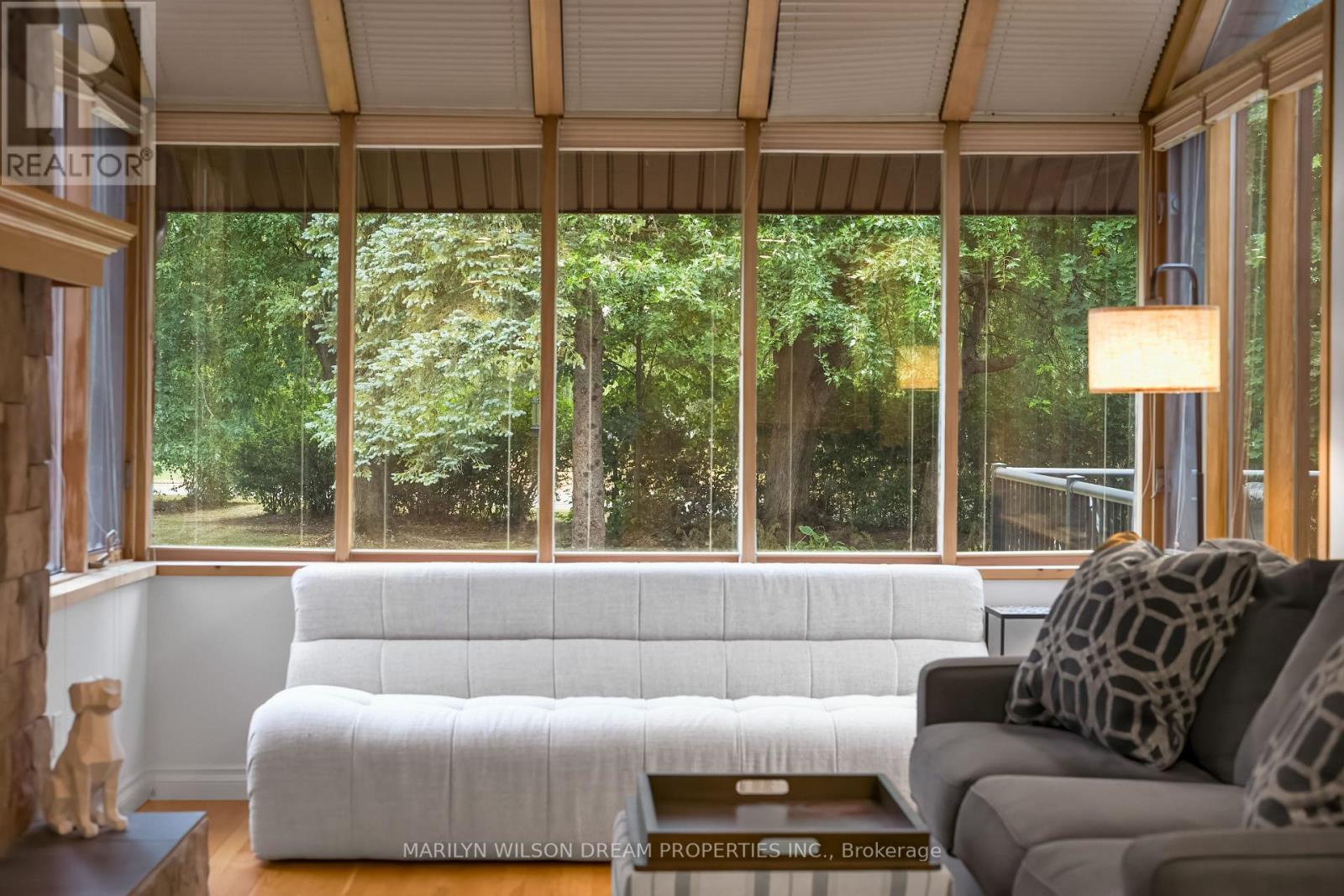 Photo 13 of 3 East Healey Avenue, Ottawa ON
