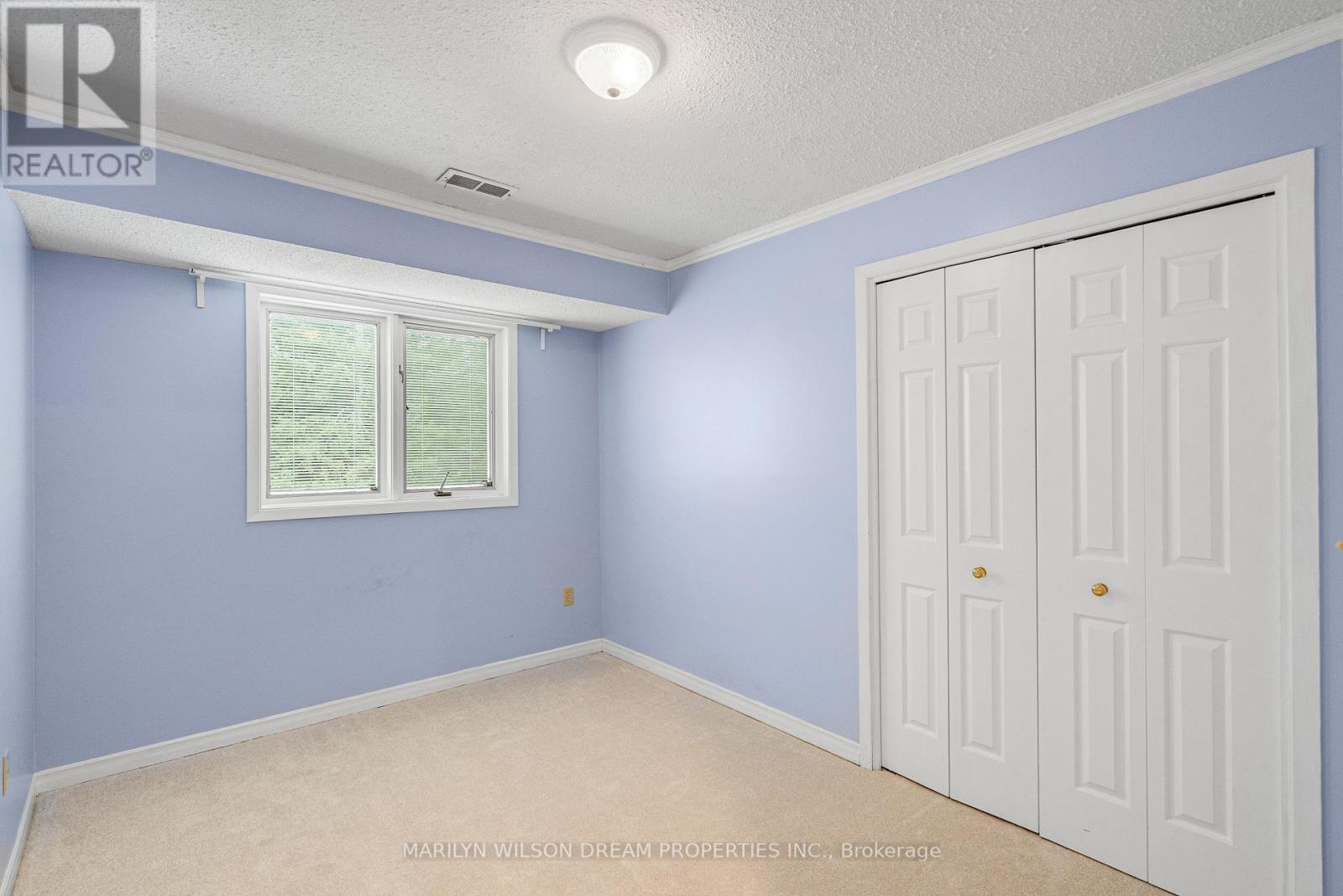 Photo 34 of 3 East Healey Avenue, Ottawa ON